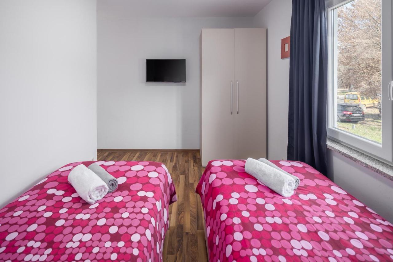 Apartmani Marinac Porec Exterior photo
